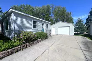 321 Cameo Ave, Portage, MI 49002 - Photo 3
