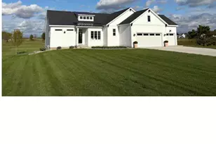 4616 Harkemas Creek Dr, Holland, MI 49424 - Photo 5