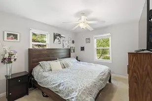 2433 Glen Valley Dr NW, Grand Rapids, MI 49544 - Photo 15