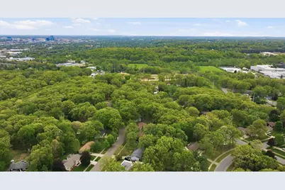 2433 Glen Valley Drive NW, Grand Rapids, MI 49544 - Photo 31