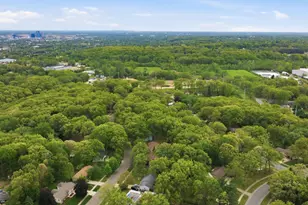 2433 Glen Valley Dr NW, Grand Rapids, MI 49544 - Photo 31