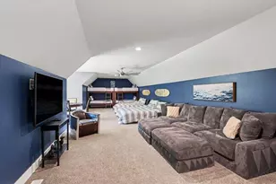 4630 E Gull Lake Dr, Hickory Corners, MI 49060 - Photo 23