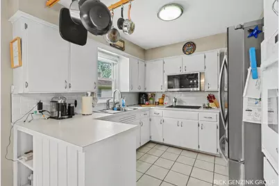 3421 Senora Avenue SE, Grand Rapids, MI 49508 - Photo 9