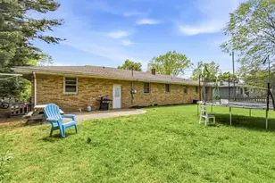 2367 Shoreham Dr, Saint Joseph, MI 49085 - Photo 21