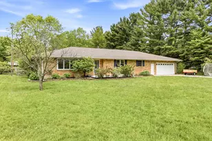 2367 Shoreham Dr, Saint Joseph, MI 49085 - Photo 1