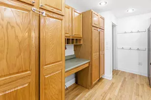 2367 Shoreham Dr, Saint Joseph, MI 49085 - Photo 9