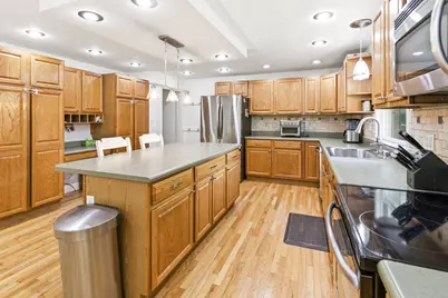 2367 Shoreham Drive, Saint Joseph, MI 49085 - Photo 7