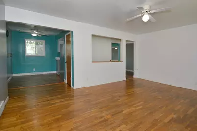 5830 Leon, Scotts, MI 49088 - Photo 3