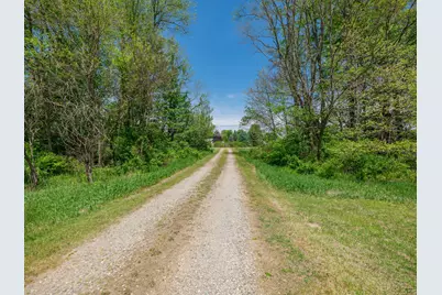 1042 Hunter Ridge, Battle Creek, MI 49017 - Photo 37