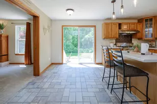 1042 Hunter Ridge, Battle Creek, MI 49017 - Photo 13