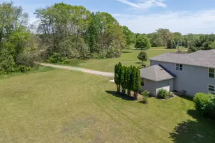 1042 Hunter Ridge, Battle Creek, MI 49017 - Photo 43