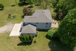 1042 Hunter Ridge, Battle Creek, MI 49017 - Photo 45