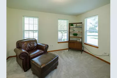 1042 Hunter Ridge, Battle Creek, MI 49017 - Photo 17