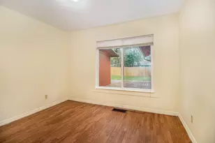 1316 Knollwood Ave, Kalamazoo, MI 49006 - Photo 11
