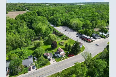 1387 E Riverside Drive, Ionia, MI 48846 - Photo 15