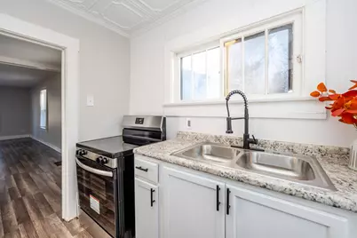 1216 Broadway, Benton Harbor, MI 49022 - Photo 7