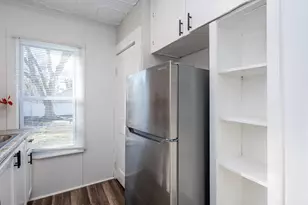 1216 Broadway, Benton Harbor, MI 49022 - Photo 9