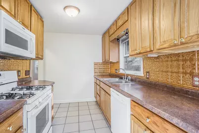 1315 Sutherland Avenue, Kalamazoo, MI 49006 - Photo 5