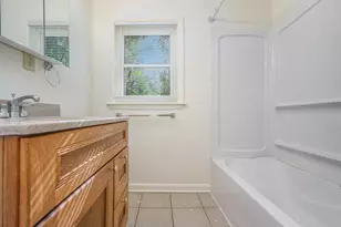 1315 Sutherland Ave, Kalamazoo, MI 49006 - Photo 11