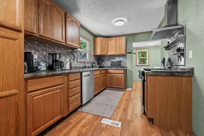 142 Cynthia Street, Bronson, MI 49028 - Photo 7