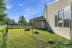 22401 Happy Dr, Cassopolis, MI 49031 - Photo 7
