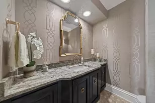267 Woodberry Dr, Bloomfield Hills, MI 48304 - Photo 29