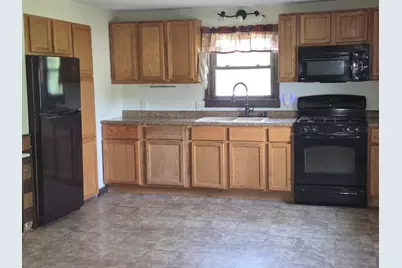 17125 Tyrone Avenue, Kent City, MI 49330 - Photo 9