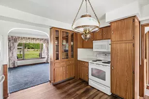 2122 N M-43 Hwy, Hastings, MI 49058 - Photo 17