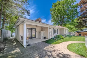 12569 S Crystal Lake Dr, Cement City, MI 49233 - Photo 5