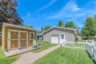 12569 S Crystal Lake Dr, Cement City, MI 49233 - Photo 25