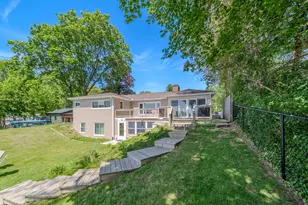 12569 S Crystal Lake Dr, Cement City, MI 49233 - Photo 17