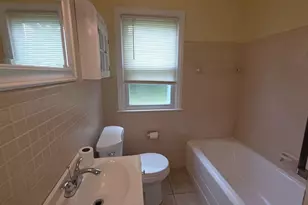 20690 California St, Saint Clair Shores, MI 48080 - Photo 9