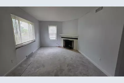 20690 California Street, Saint Clair Shores, MI 48080 - Photo 5