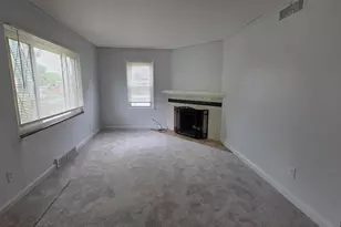 20690 California St, Saint Clair Shores, MI 48080 - Photo 5