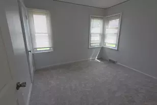 20690 California St, Saint Clair Shores, MI 48080 - Photo 5