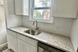 2360 Harvard Rd, Berkley, MI 48072 - Photo 23