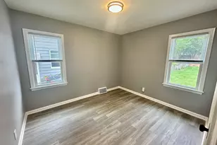 2360 Harvard Rd, Berkley, MI 48072 - Photo 29
