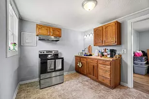 521 N Spruce St, Vicksburg, MI 49097 - Photo 13