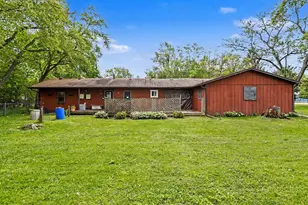 8223 Forest Beach Rd, Watervliet, MI 49098 - Photo 7
