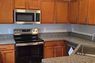 1563 Cass Lake Rd, Keego Harbor, MI 48320 - Photo 3