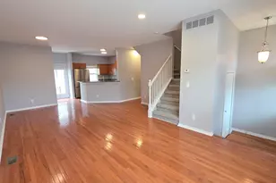 1563 Cass Lake Rd, Keego Harbor, MI 48320 - Photo 9