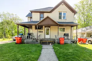 561 Heck Ct, Benton Harbor, MI 49022 - Photo 1