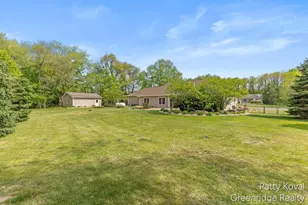 4454 Foxmoor Ct, Middleville, MI 49333 - Photo 39