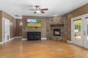 4454 Foxmoor Ct, Middleville, MI 49333 - Photo 9