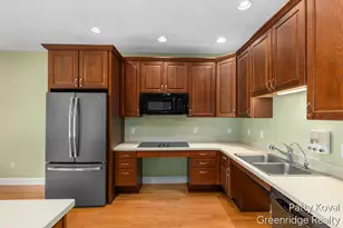 4454 Foxmoor Ct, Middleville, MI 49333 - Photo 15