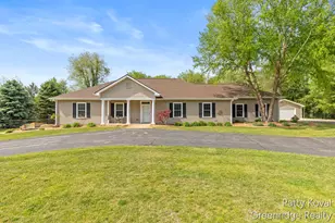 4454 Foxmoor Ct, Middleville, MI 49333 - Photo 1