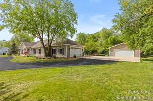 4454 Foxmoor Ct, Middleville, MI 49333 - Photo 1