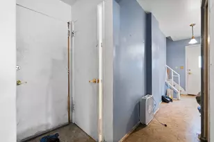 1567 Stratford Ct, Ypsilanti, MI 48198 - Photo 13