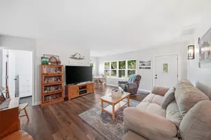 105 Trumble Ave, Jackson, MI 49203 - Photo 7