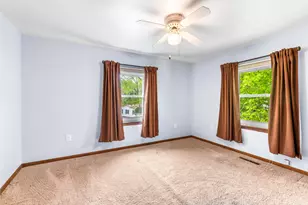 4035 Oak Pk Dr, Osseo, MI 49266 - Photo 17